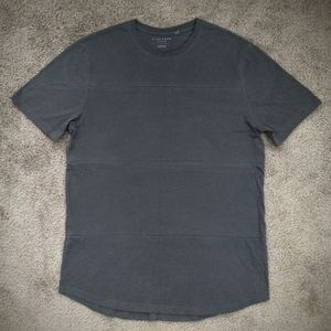 Gris oscuro